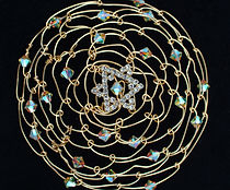 GOLD-COLOR WIRE, CRYSTAL STAR